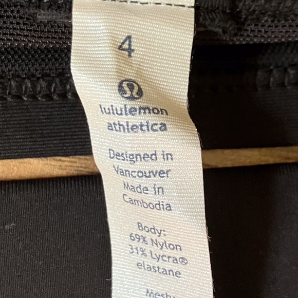 LIKE NEW - Lululemon Rise and Run Bra Mini Splatter 4 - Picture 7 of 9